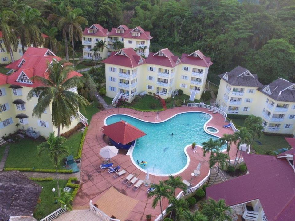 Appartamento The View At Mystic Ridge Penthouse 78A Ocho Rios Esterno foto