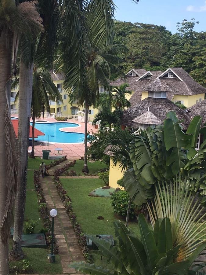 Appartamento The View At Mystic Ridge Penthouse 78A Ocho Rios Esterno foto