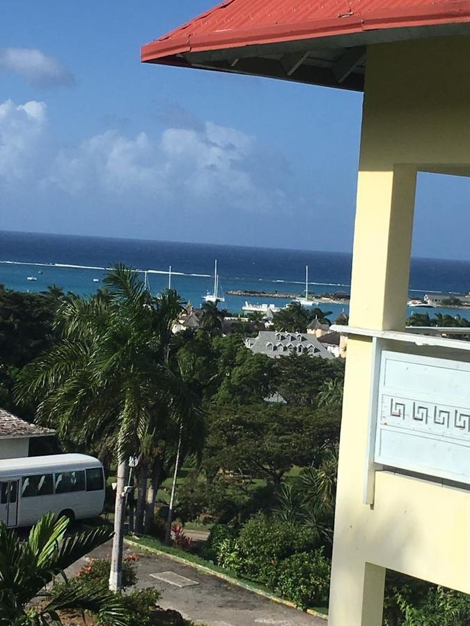 Appartamento The View At Mystic Ridge Penthouse 78A Ocho Rios Esterno foto